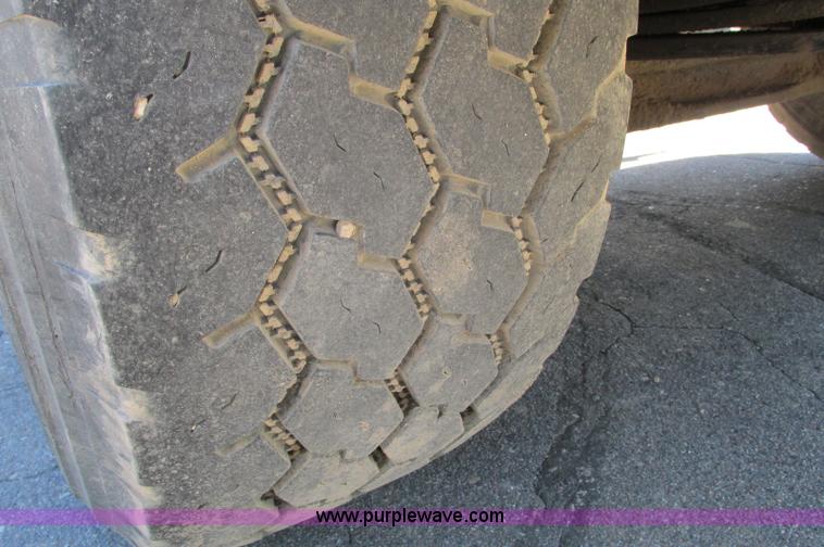 image for item E5138 2000 Peterbilt 378 quad axle dump truck