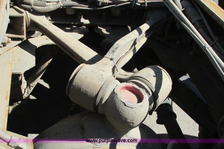 image for item E5138 2000 Peterbilt 378 quad axle dump truck