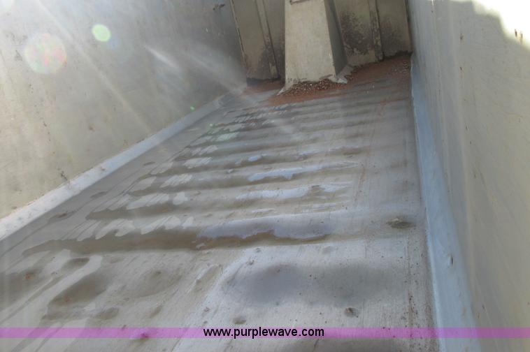 image for item E5138 2000 Peterbilt 378 quad axle dump truck