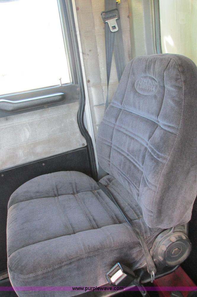 image for item E5138 2000 Peterbilt 378 quad axle dump truck