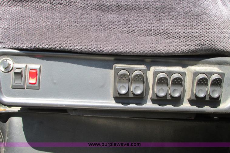 image for item E5138 2000 Peterbilt 378 quad axle dump truck