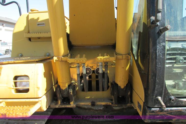 image for item E5139 2001 Caterpillar 315C excavator
