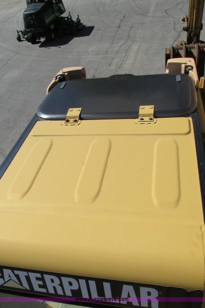 image for item E5139 2001 Caterpillar 315C excavator