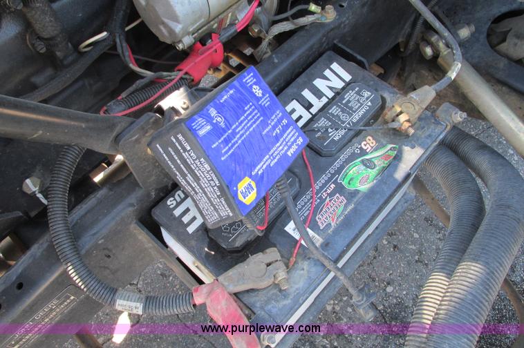 image for item E5140 2006 John Deere 1600 Turbo Series 2 lawn mower