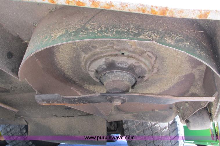 image for item E5140 2006 John Deere 1600 Turbo Series 2 lawn mower