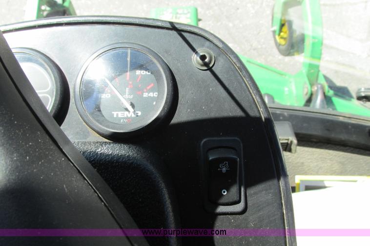 image for item E5140 2006 John Deere 1600 Turbo Series 2 lawn mower