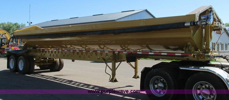 image for item E5141 2000 Trail King 39' side dump trailer