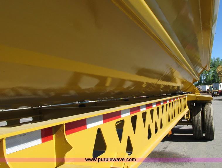 image for item E5141 2000 Trail King 39' side dump trailer