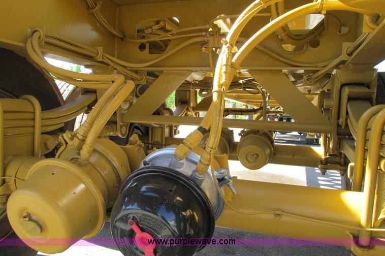 image for item E5141 2000 Trail King 39' side dump trailer