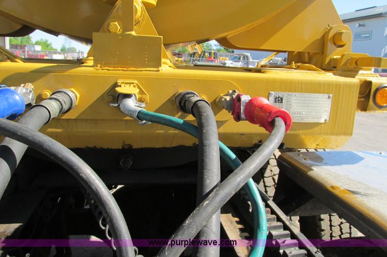 image for item E5141 2000 Trail King 39' side dump trailer