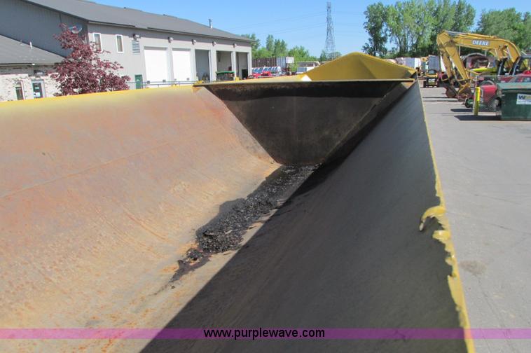 image for item E5141 2000 Trail King 39' side dump trailer