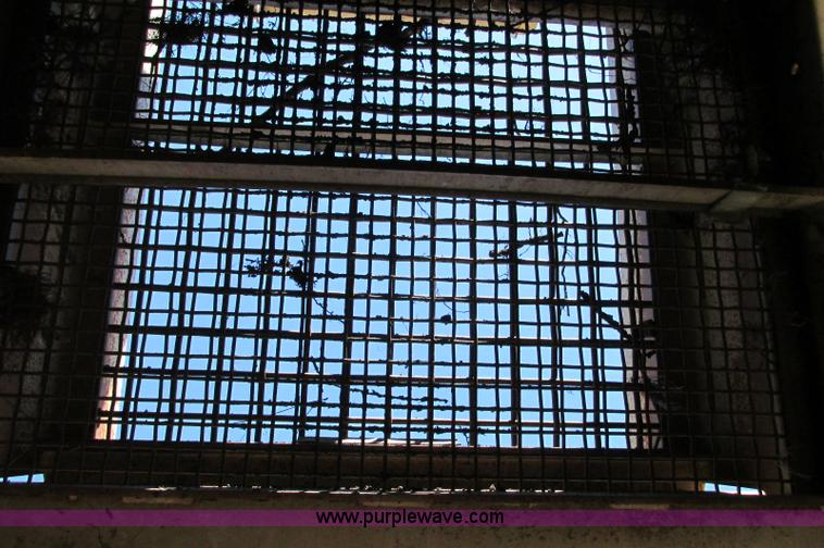 image for item E5144 Screen Machine Achiever 46 screen plant