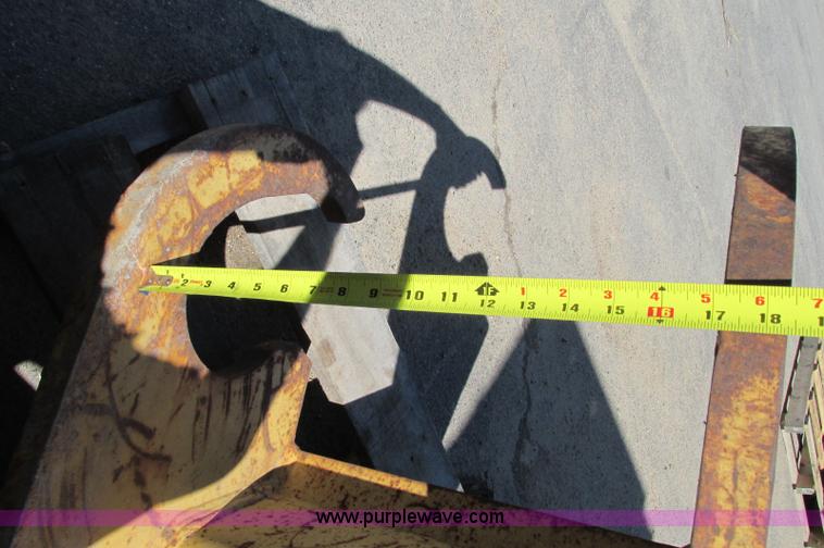 image for item E5148 Frost ripper for excavator