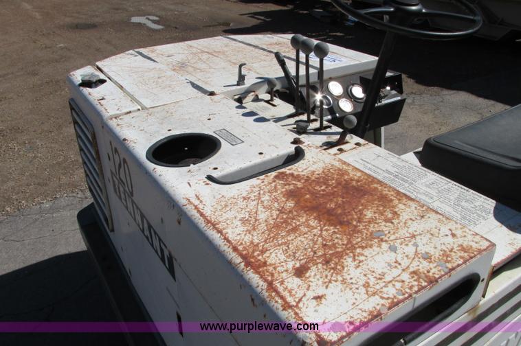 image for item E5150 Tenant 525 power scrubber