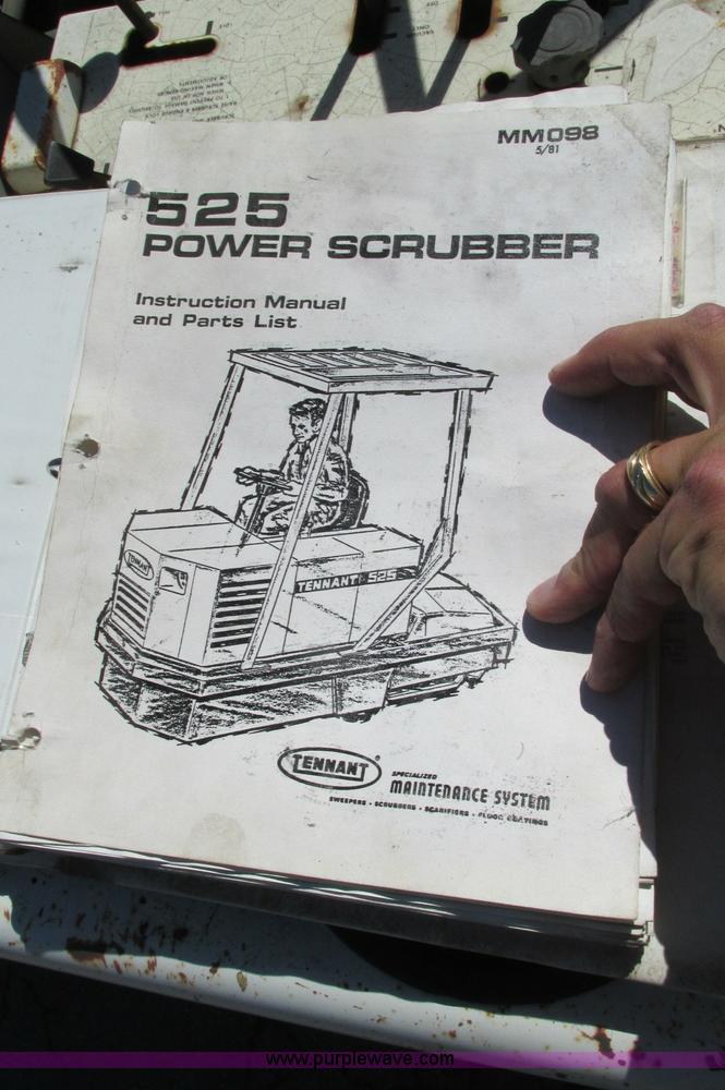 image for item E5150 Tenant 525 power scrubber