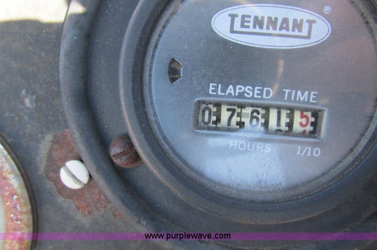 image for item E5150 Tenant 525 power scrubber