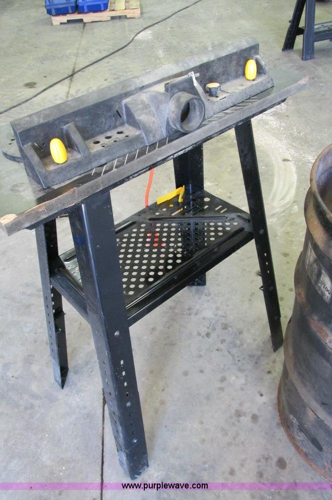 image for item E5155 High speed electric drilling machine with Wolf Craft 640 router station