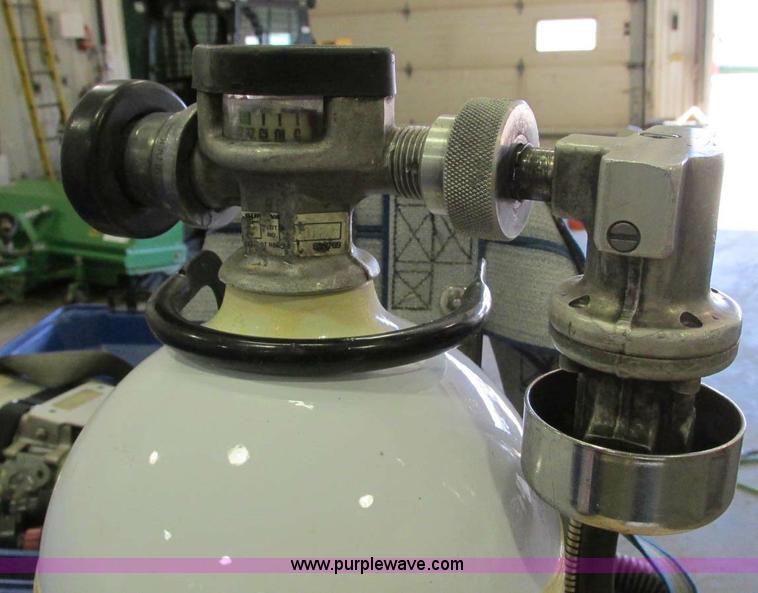 image for item E5156 (11) Survivair XL-30 SCBA air packs