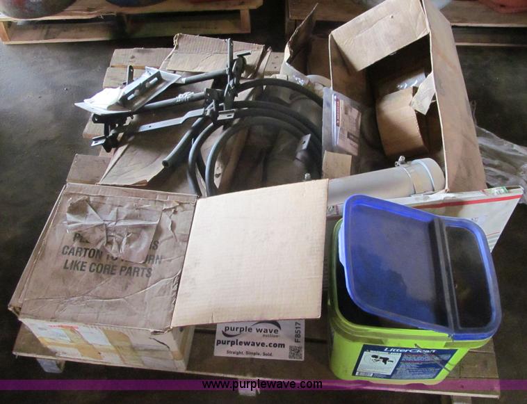 Assorted truck parts in Winona, MN Item F8533 sold Purple Wave