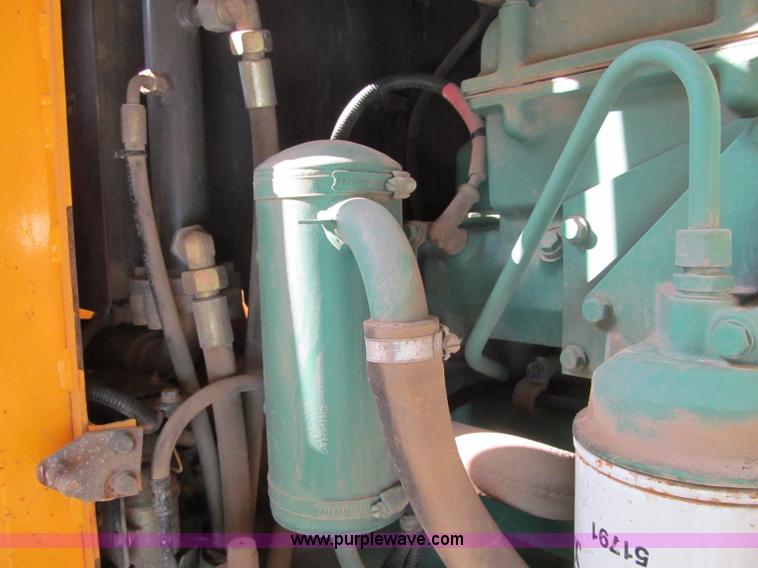 image for item F8560 2000 Volvo L90D wheel loader