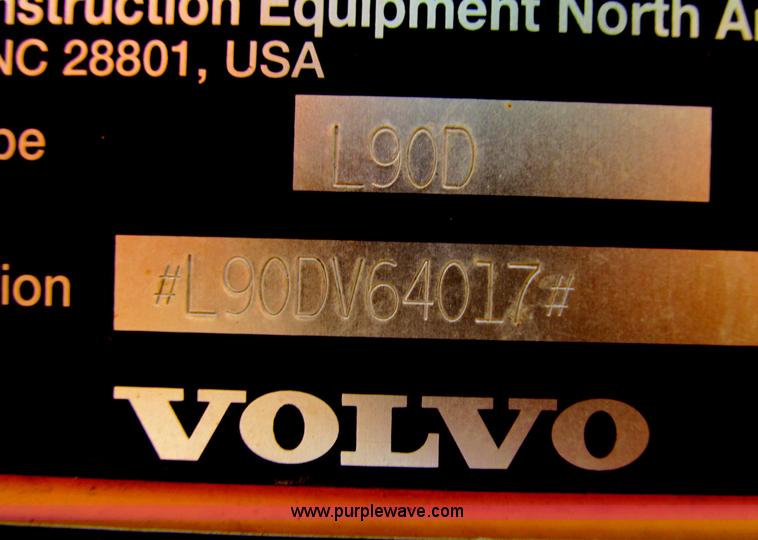 image for item F8560 2000 Volvo L90D wheel loader