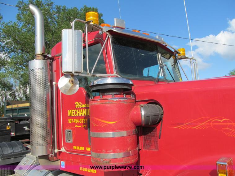 image for item F8561 1996 Kenworth W900 semi truck