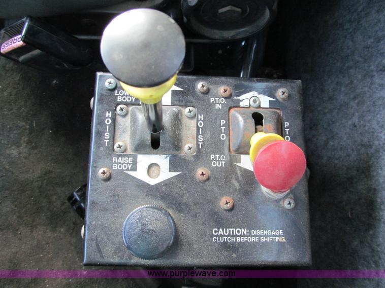 image for item F8561 1996 Kenworth W900 semi truck