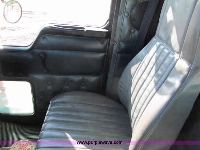 image for item F8561 1996 Kenworth W900 semi truck