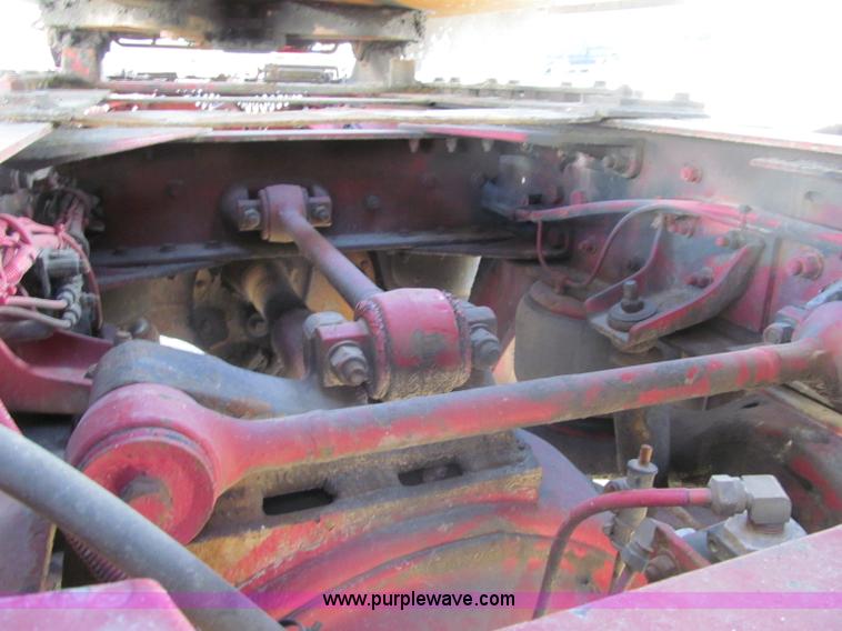 image for item F8561 1996 Kenworth W900 semi truck