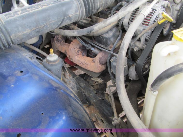 image for item F8584 1997 Dodge Ram 2500 ST Club Cab pickup truck