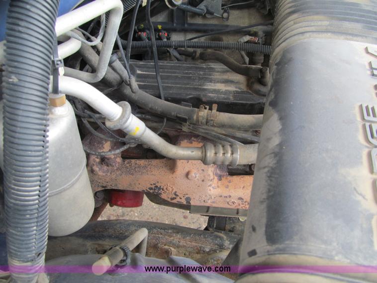 image for item F8584 1997 Dodge Ram 2500 ST Club Cab pickup truck