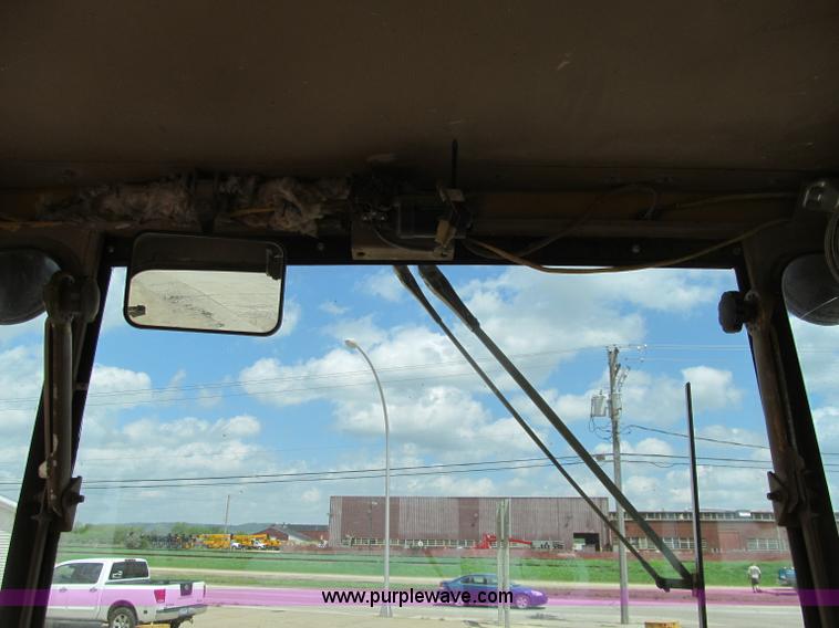 image for item F8585 1977 Caterpillar 120G articulated motor grader