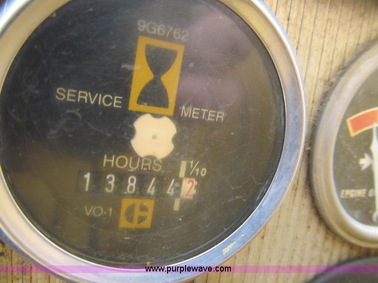 image for item F8585 1977 Caterpillar 120G articulated motor grader