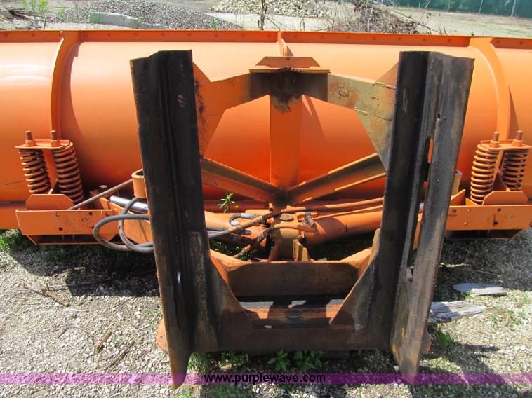 image for item F8586 1991 International 2554 dump truck