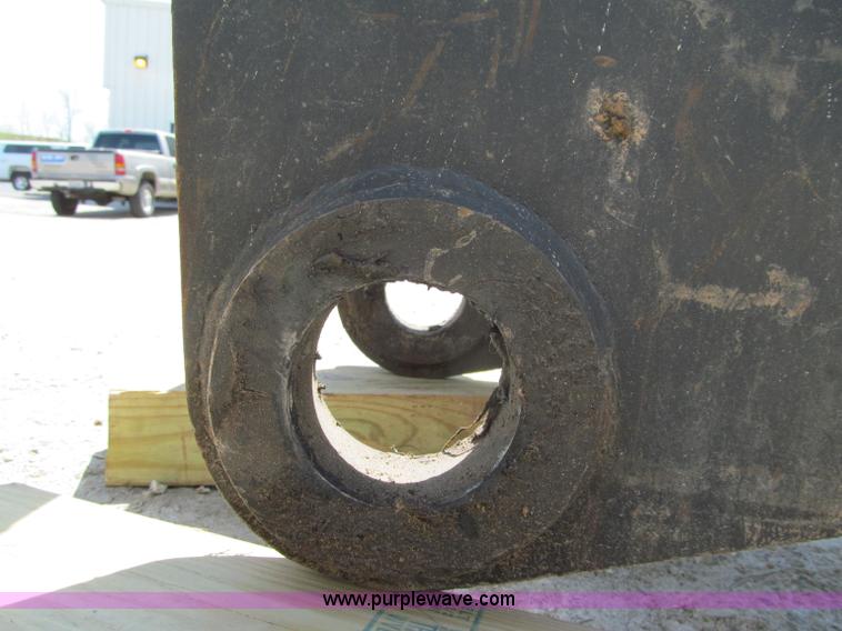 image for item G2990 Tramac hydraulic breaker