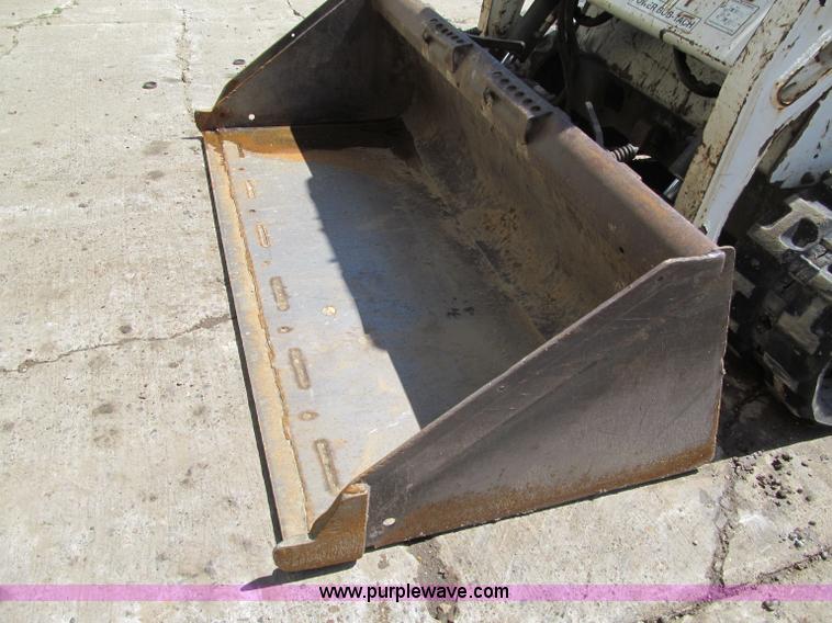 image for item G8692 2005 Bobcat T190 skid steer