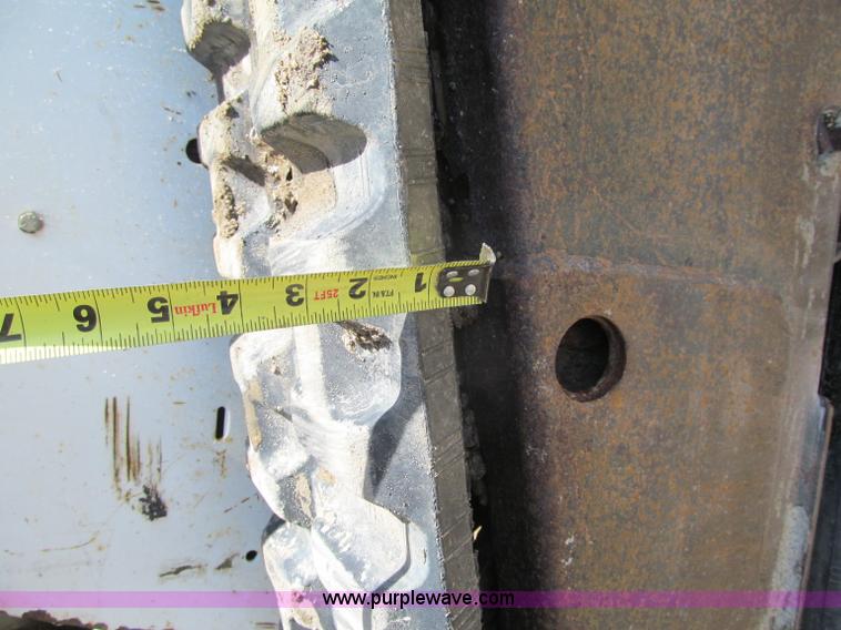 image for item G8692 2005 Bobcat T190 skid steer