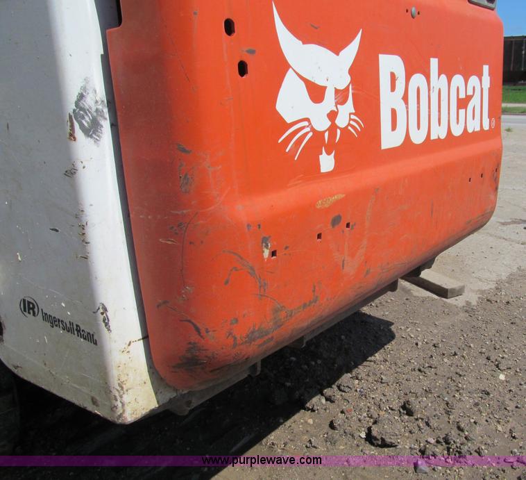 image for item G8692 2005 Bobcat T190 skid steer