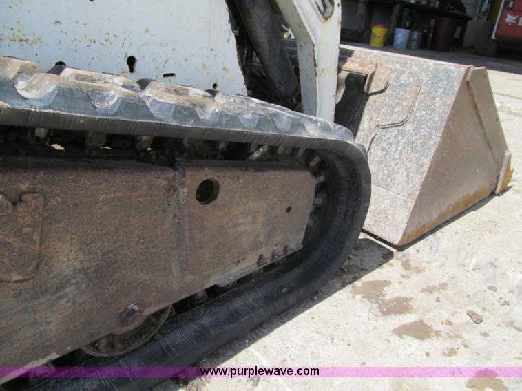 image for item G8692 2005 Bobcat T190 skid steer