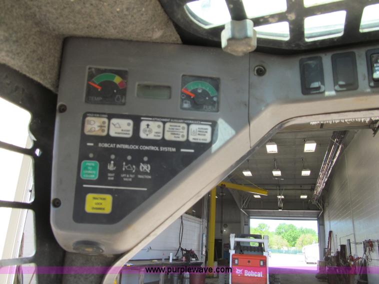 image for item G8692 2005 Bobcat T190 skid steer