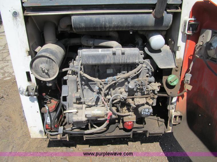 image for item G8692 2005 Bobcat T190 skid steer