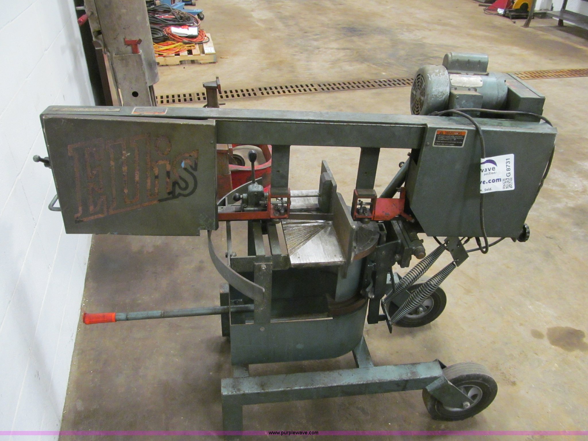 Ellis 1600 band saw in Winona, MN Item G8731 sold Purple Wave