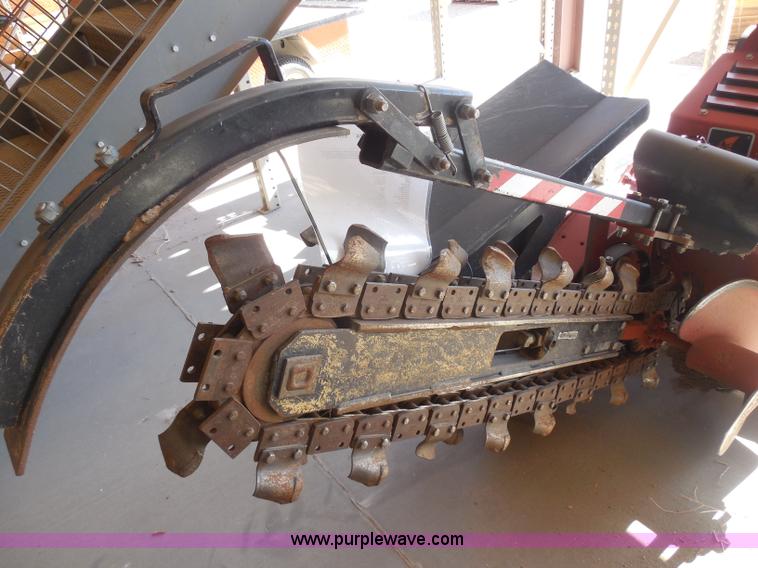 image for item AD9296 2010 Ditch Witch RT24 trencher