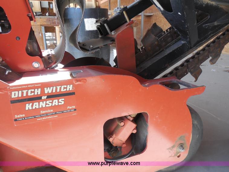 image for item AD9296 2010 Ditch Witch RT24 trencher