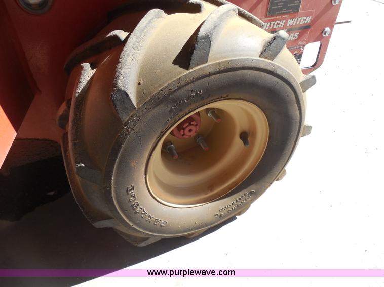 image for item AD9296 2010 Ditch Witch RT24 trencher