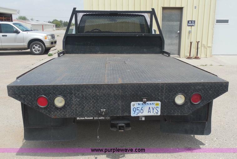 image for item H3124 1988 GMC Sierra 3500 SLE flatbed truck