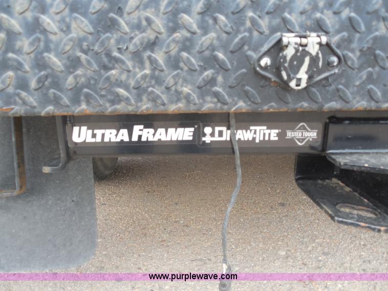 image for item H3124 1988 GMC Sierra 3500 SLE flatbed truck