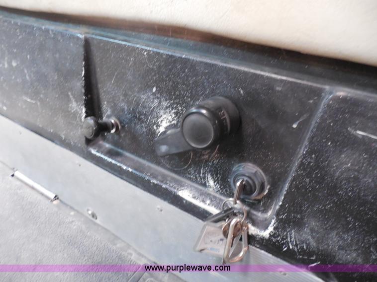 image for item H3133 Golf cart