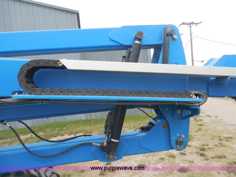 image for item H3138 2008 Genie Z-45/25 boom lift