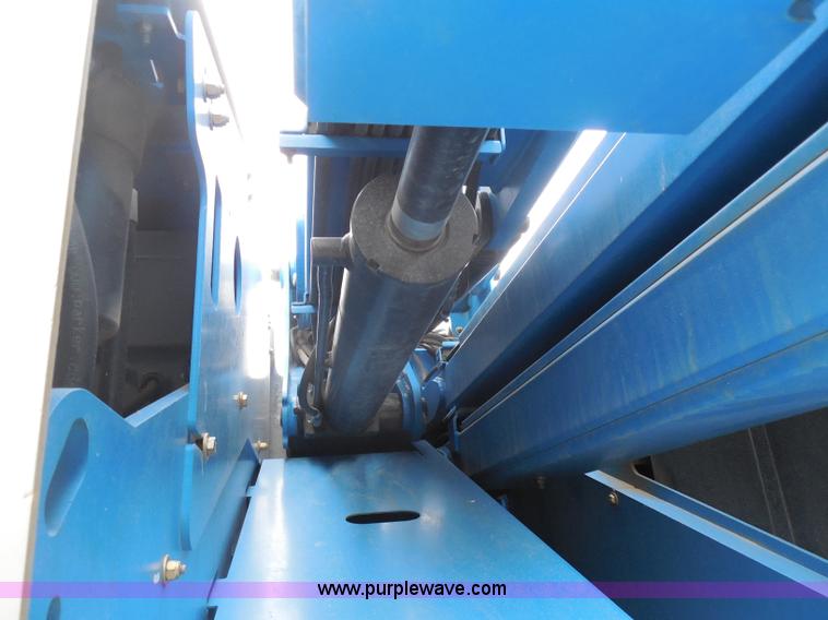 image for item H3138 2008 Genie Z-45/25 boom lift